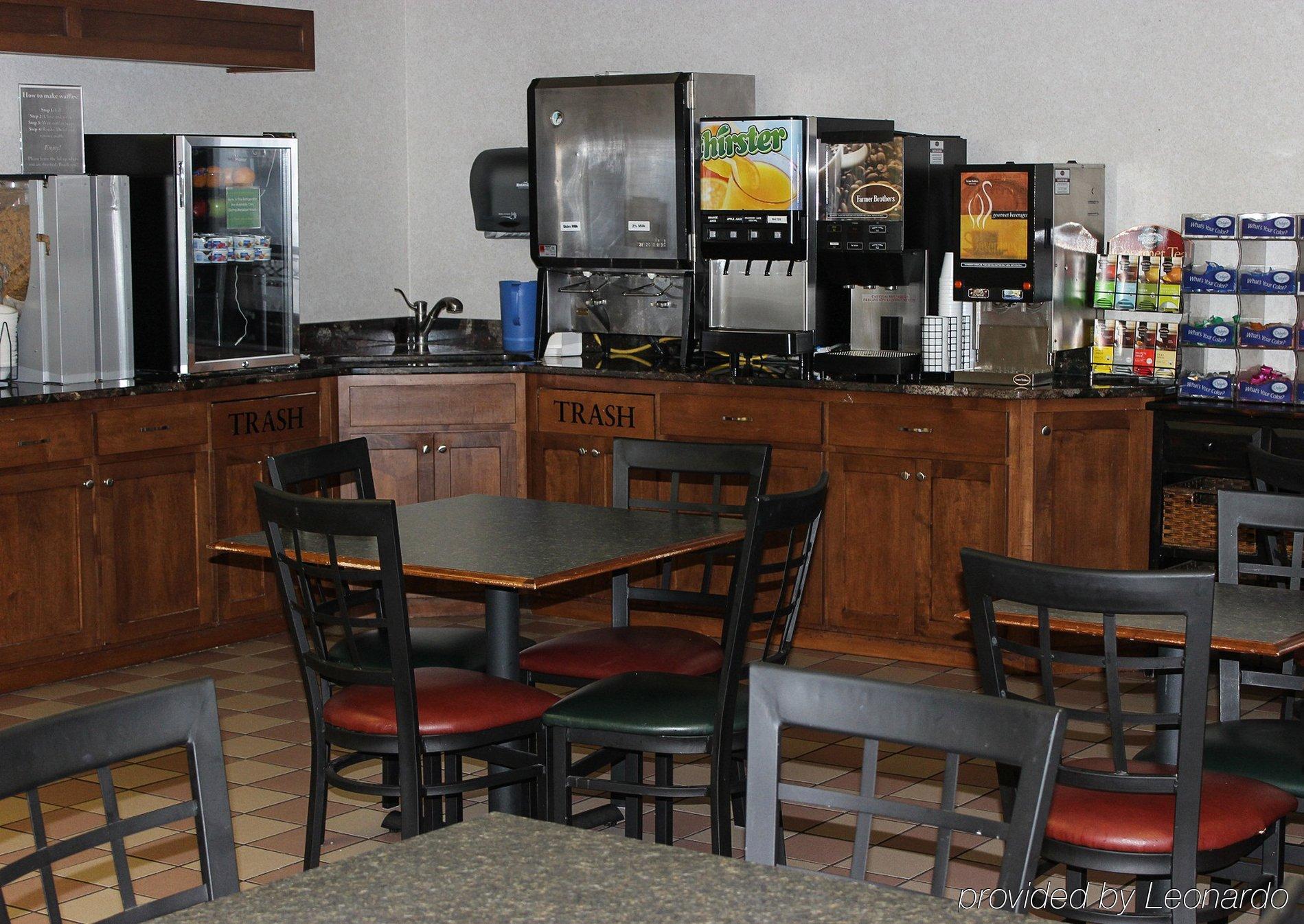 Rodeway Inn Columbia Mall Loop Grand Forks Buitenkant foto